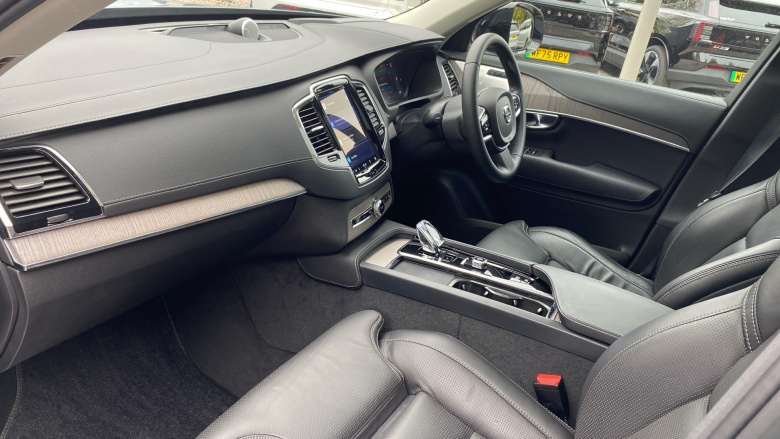 Volvo XC90 2.0 B5P Ultimate Dark 5dr AWD Geartronic Petrol Estate